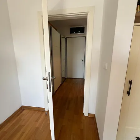 Hedonia 2 Apartment